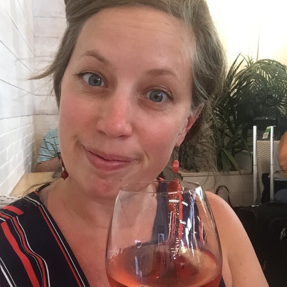 Meet your Posher, Erin - Picture 6 of 8